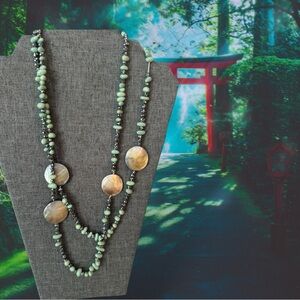 Elegant Green and Silver Beaded Necklace